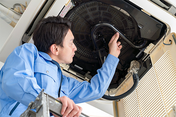 業務用エアコンの修理・メンテナンス